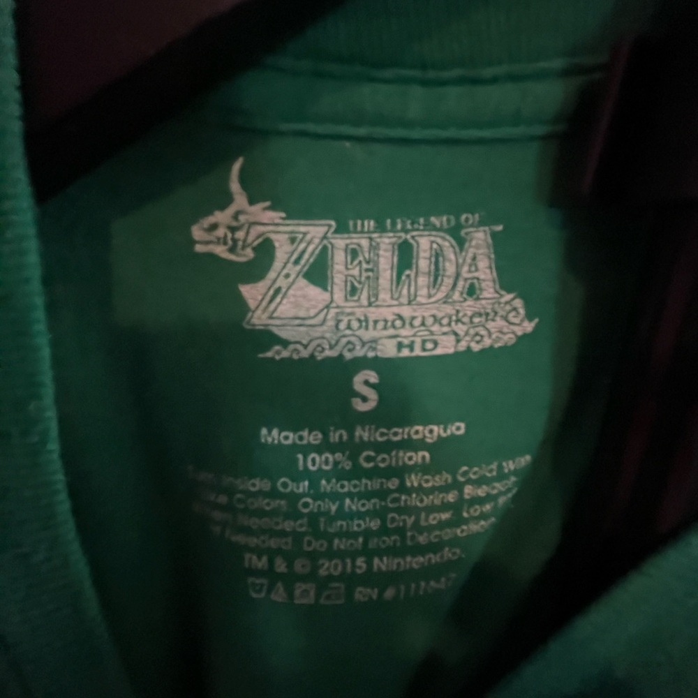 Zelda Nintendo Green Graphic Tee - Picture 5 of 6
